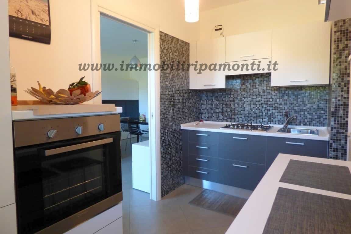 Condominium in , Lombardia 11157585