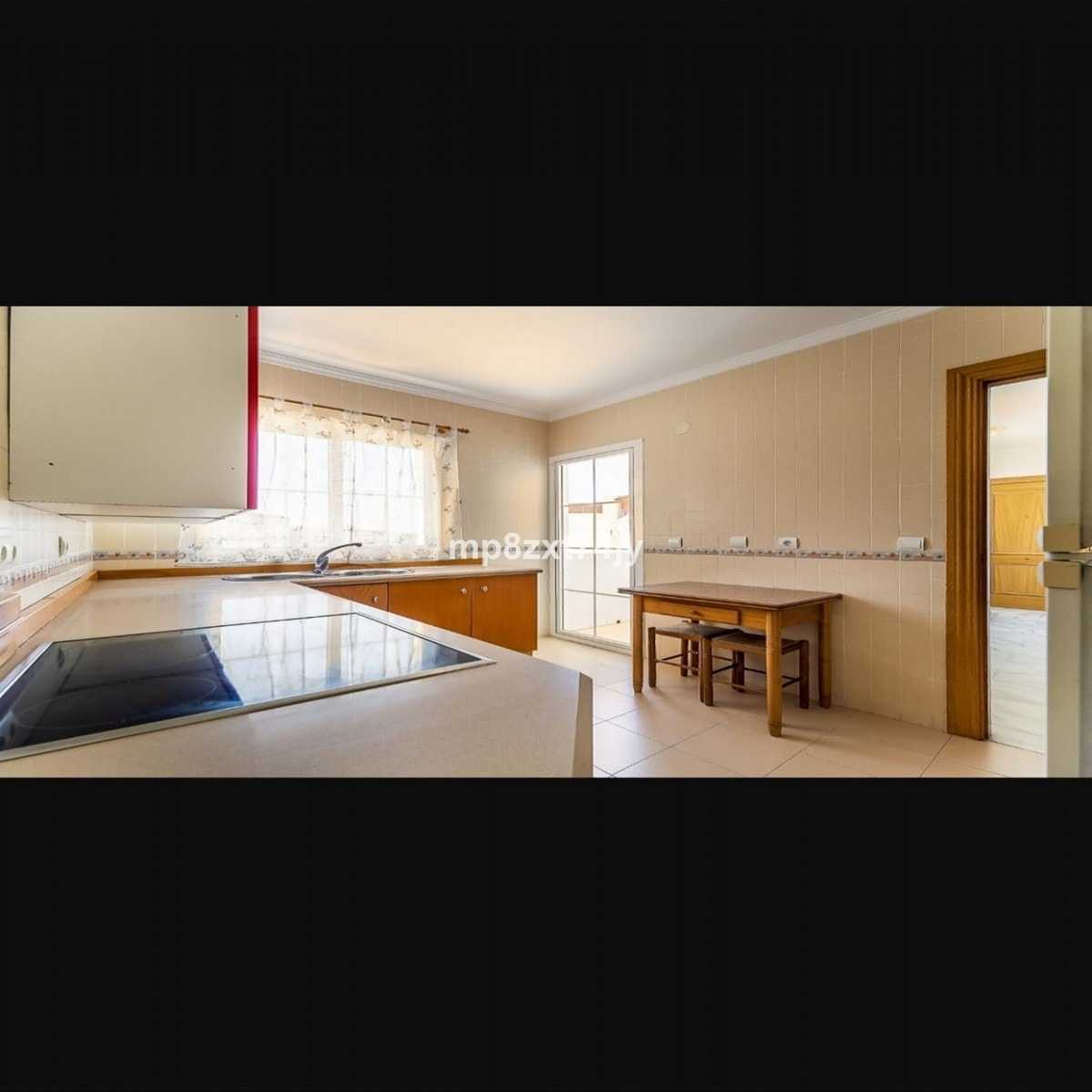 Condominium in Huertas Bajas, Andalusia 11157731
