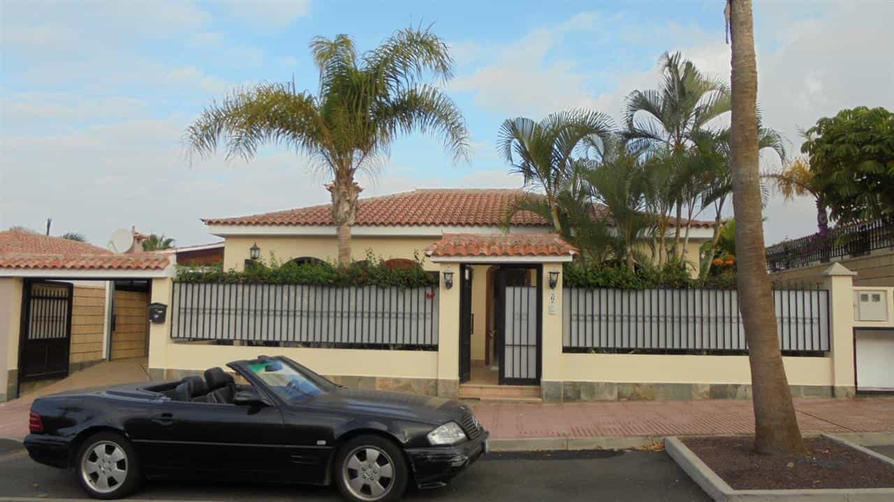 Haus im Costa Adeje, Canarias 11158203