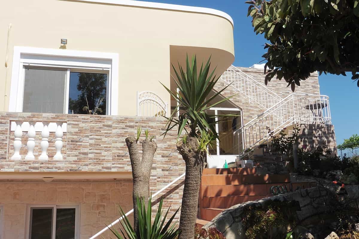 House in Chania,  11159399
