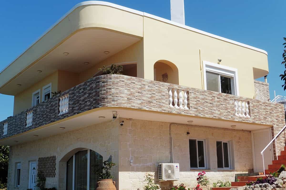 House in Chania,  11159399