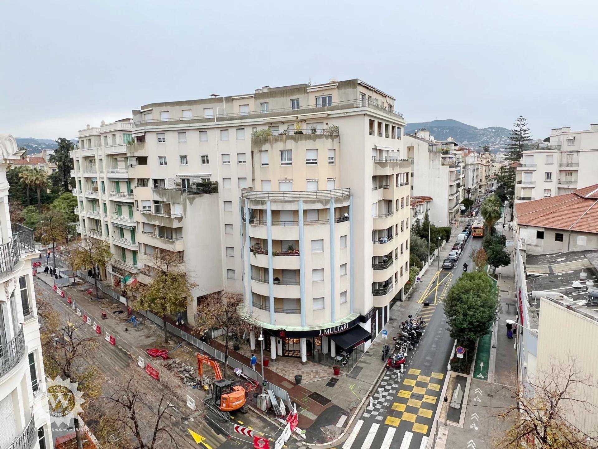 Condominium in Saint-Philippe, Provence-Alpes-Cote d'Azur 11159910