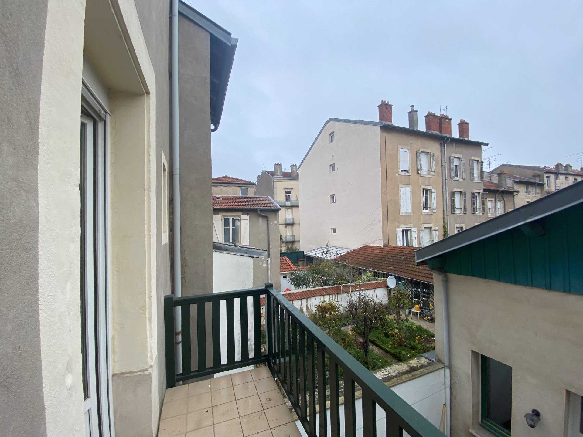 Condominium in Nancy, Grand Est 11159938