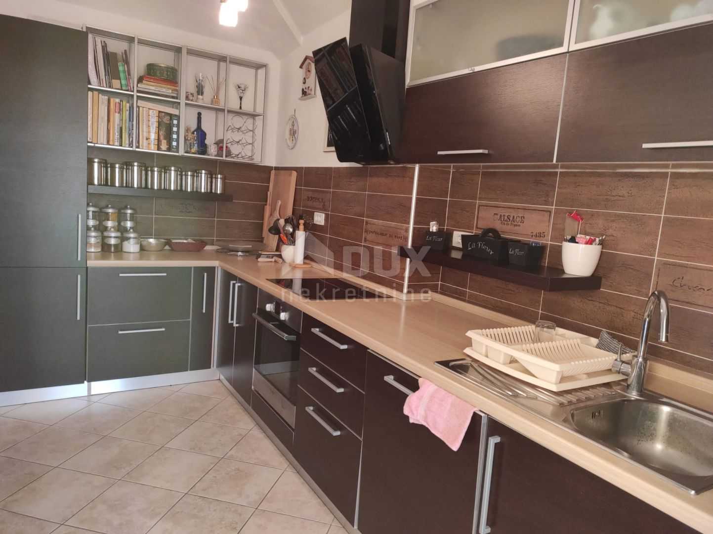 Condominium in Baderna, Istria County 11160722