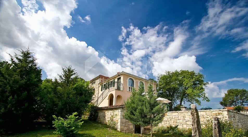 Будинок в Vizinada, Istarska Zupanija 11160730