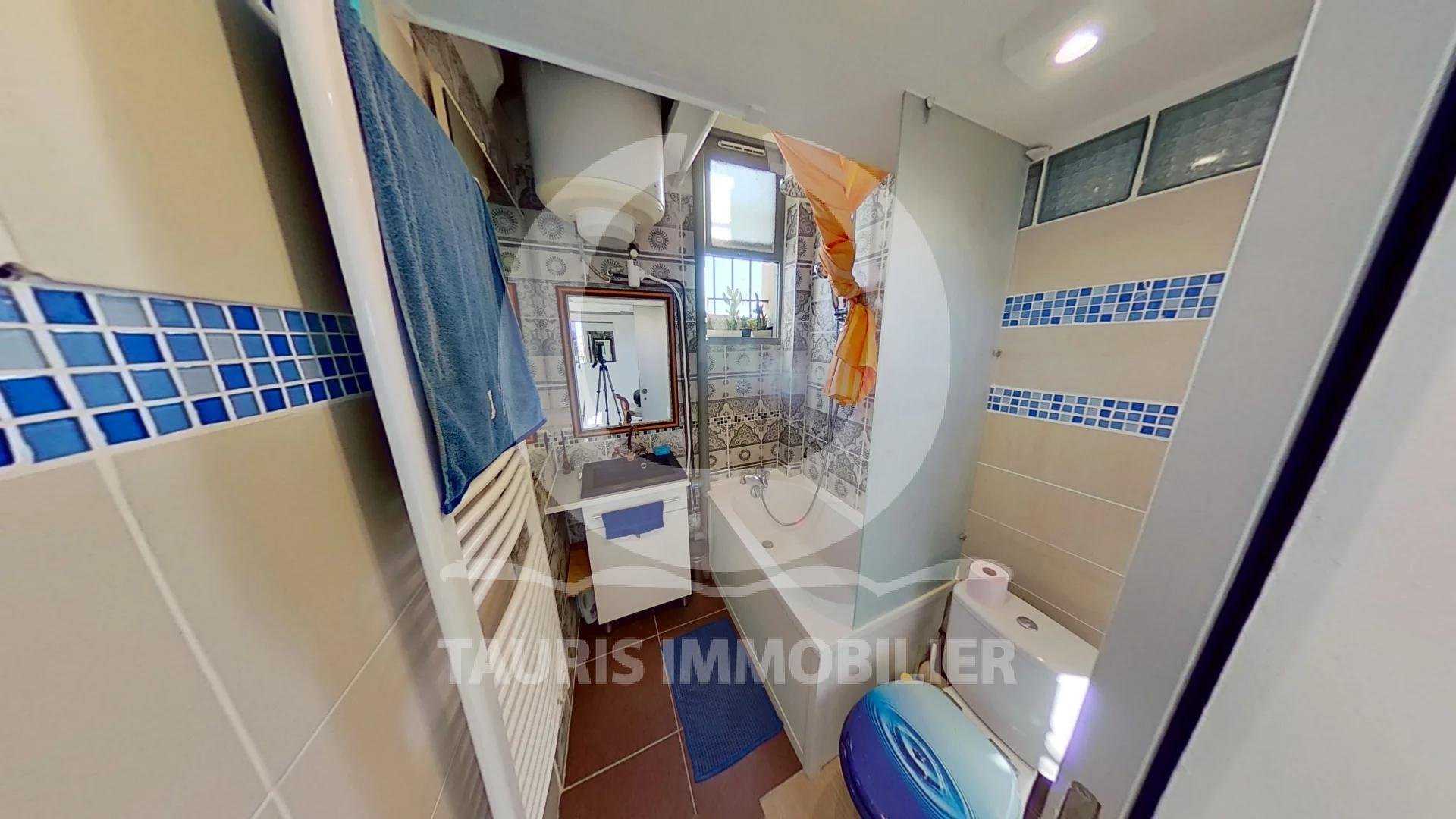 Condominio en Marsella, Provenza-Alpes-Costa Azul 11160785
