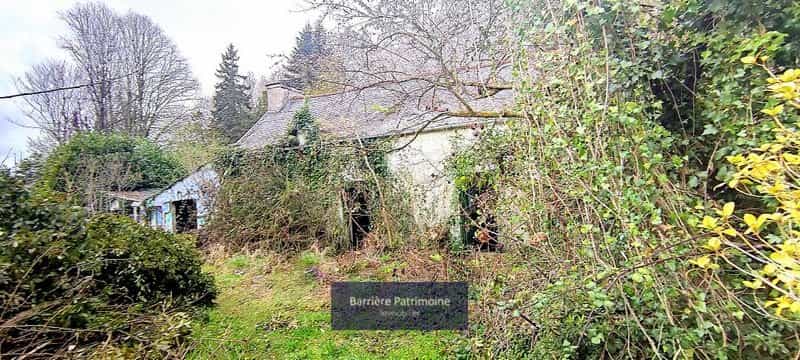 住宅 在 Lampaul-Guimiliau, Finistère 11160796
