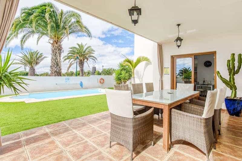 House in Arrecife, Canary Islands 11160999