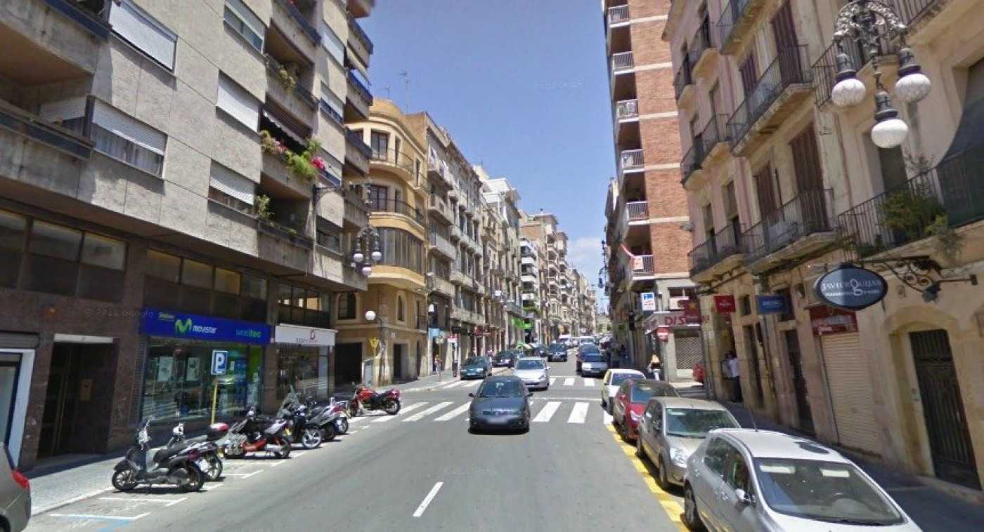 Tanah dalam Tarragona, Catalonia 11161026