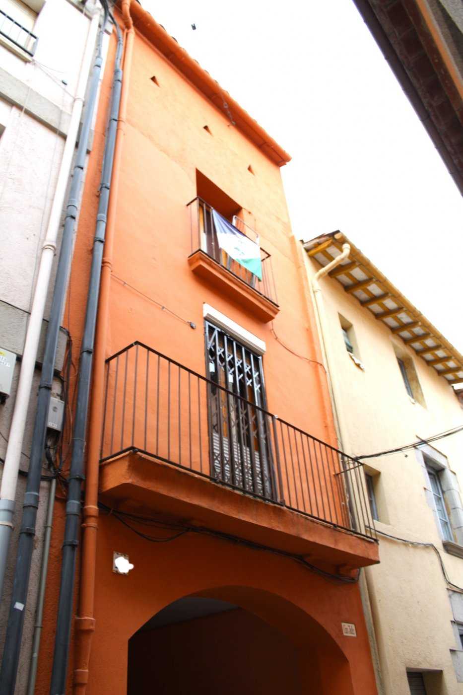 Hus i Arbucias, Catalonia 11161033