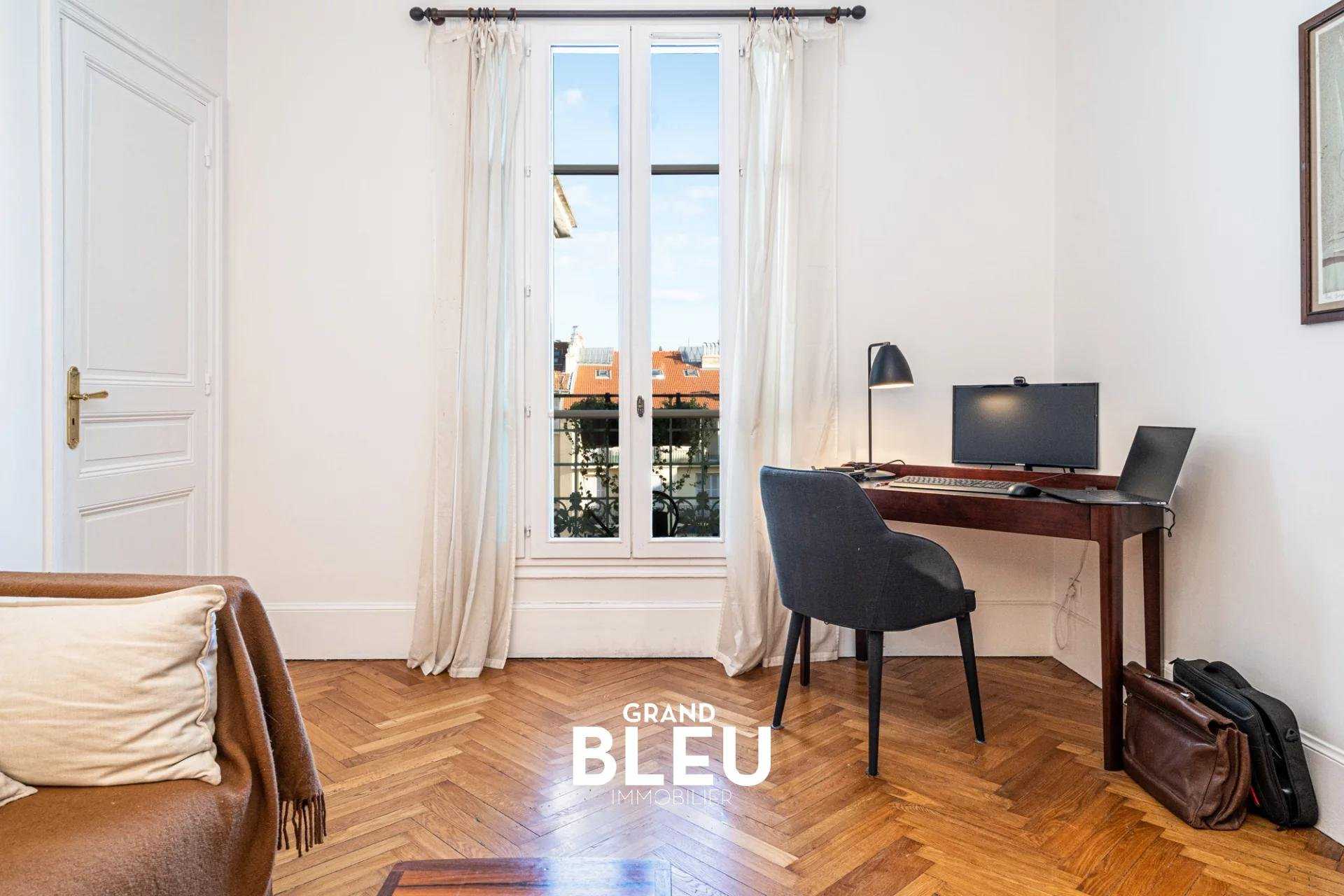 公寓 在 Nice, Alpes-Maritimes 11161324