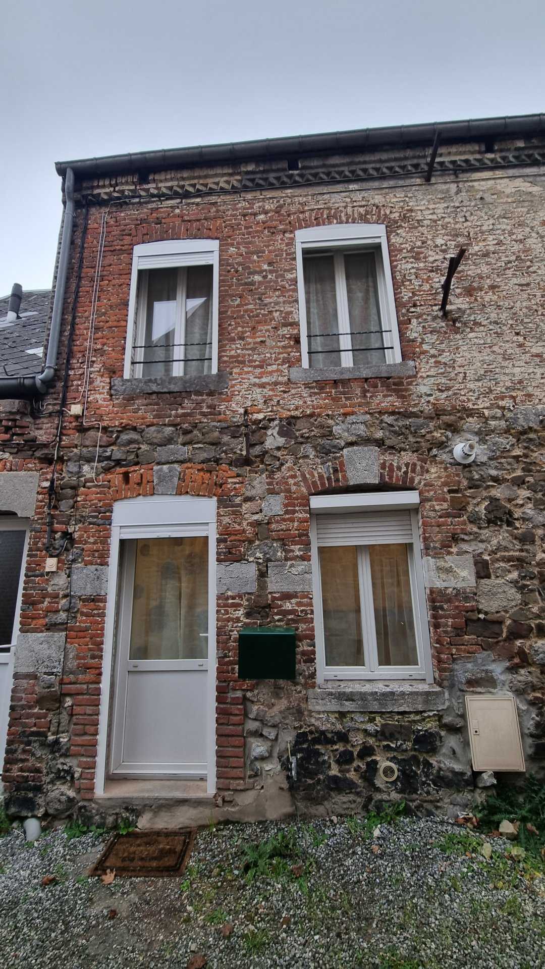 σπίτι σε Fourmies, Hauts-de-France 11161337