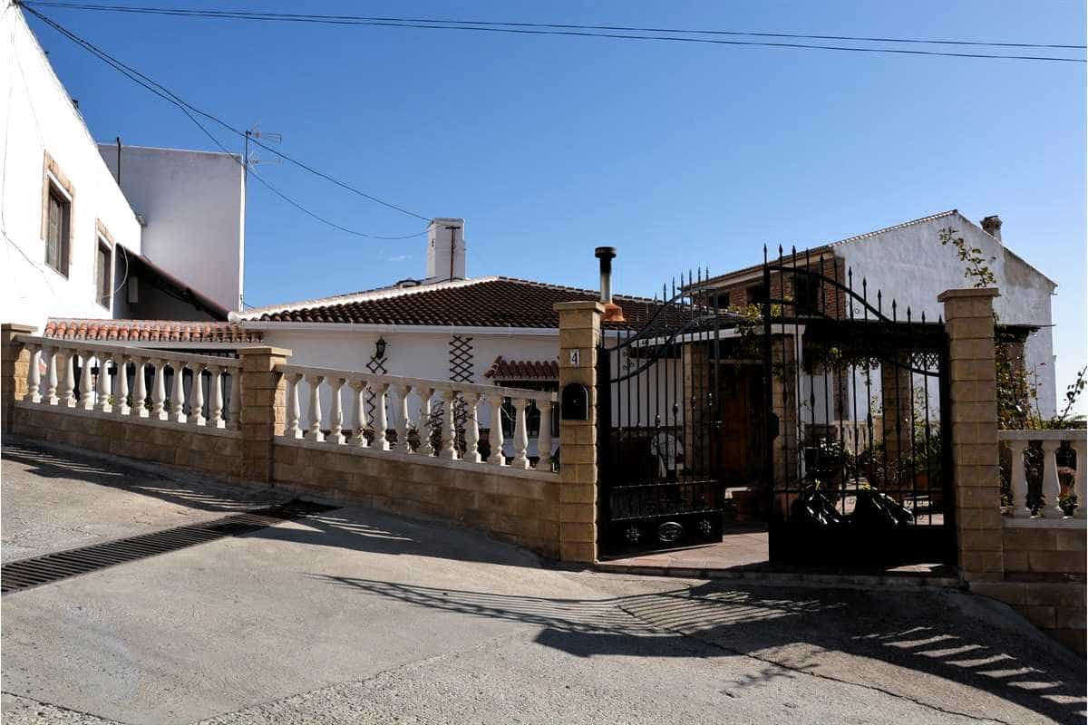 rumah dalam Periana, Andalusia 11163307