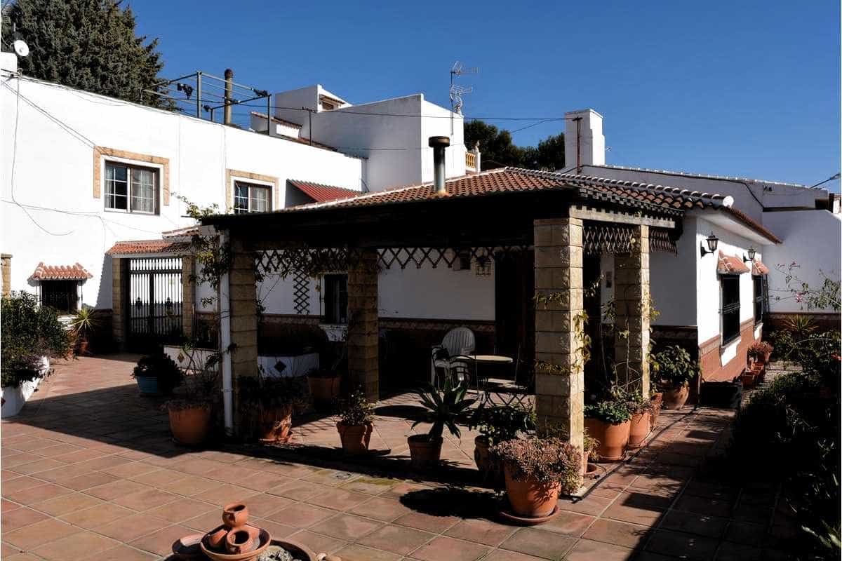 rumah dalam Periana, Andalusia 11163307