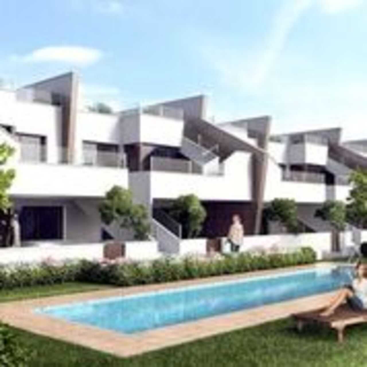 Condominium in Pilar de la Horadada, Comunidad Valenciana 11170163