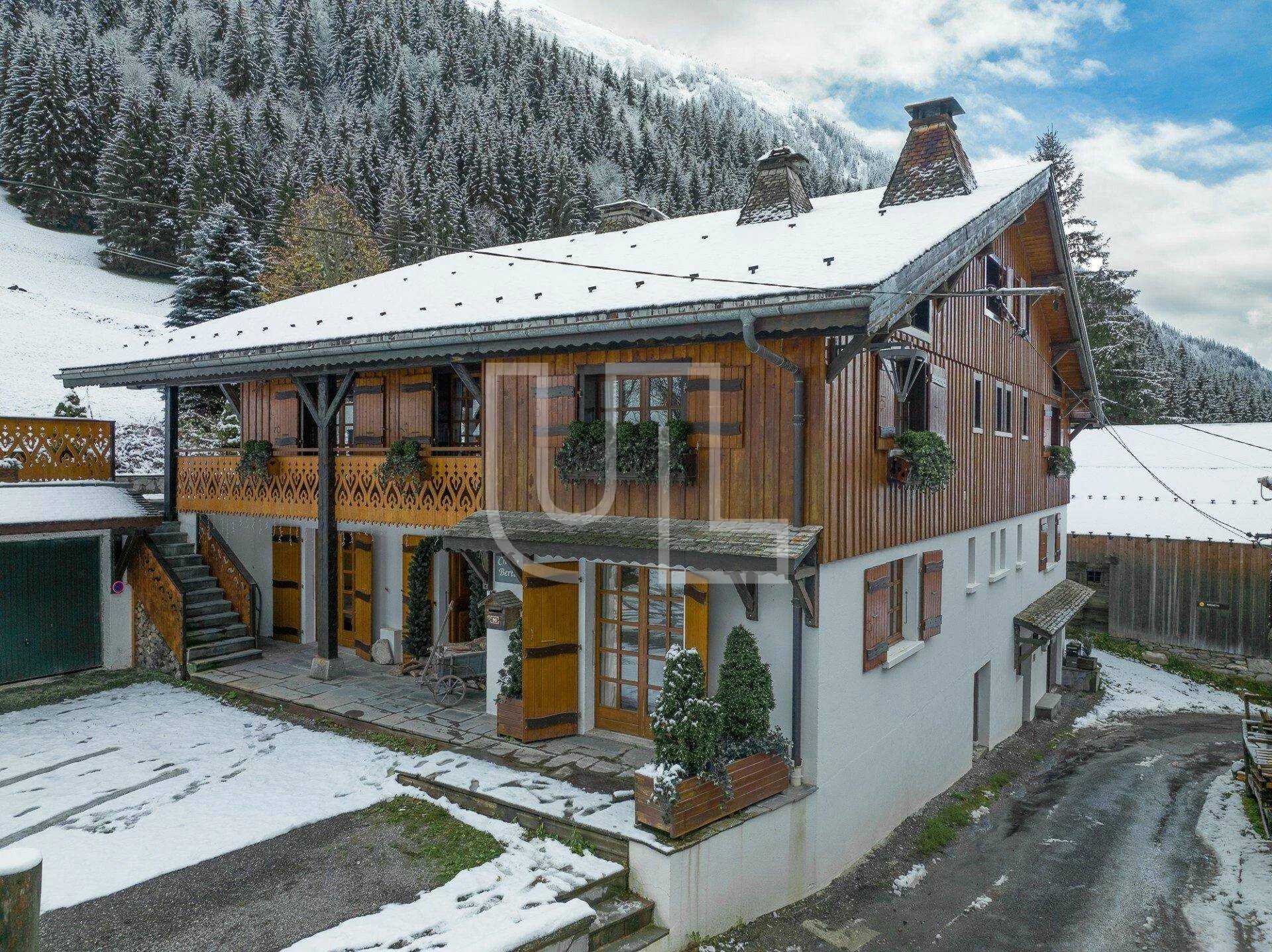 rumah dalam Morzine, Auvergne-Rhone-Alpes 11171999