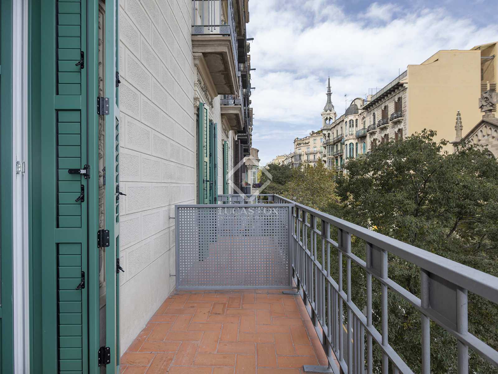 Condominium in Barcelona, Catalonia 11172203