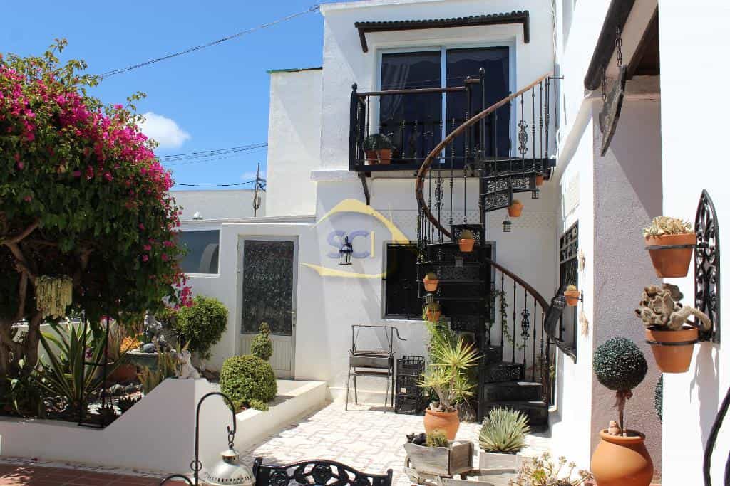 House in Tías, Canarias 11172806