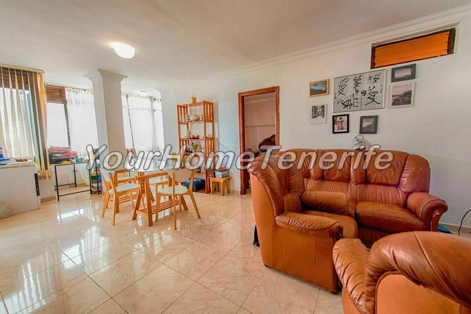 公寓 在 Santiago del Teide, Canarias 11172898