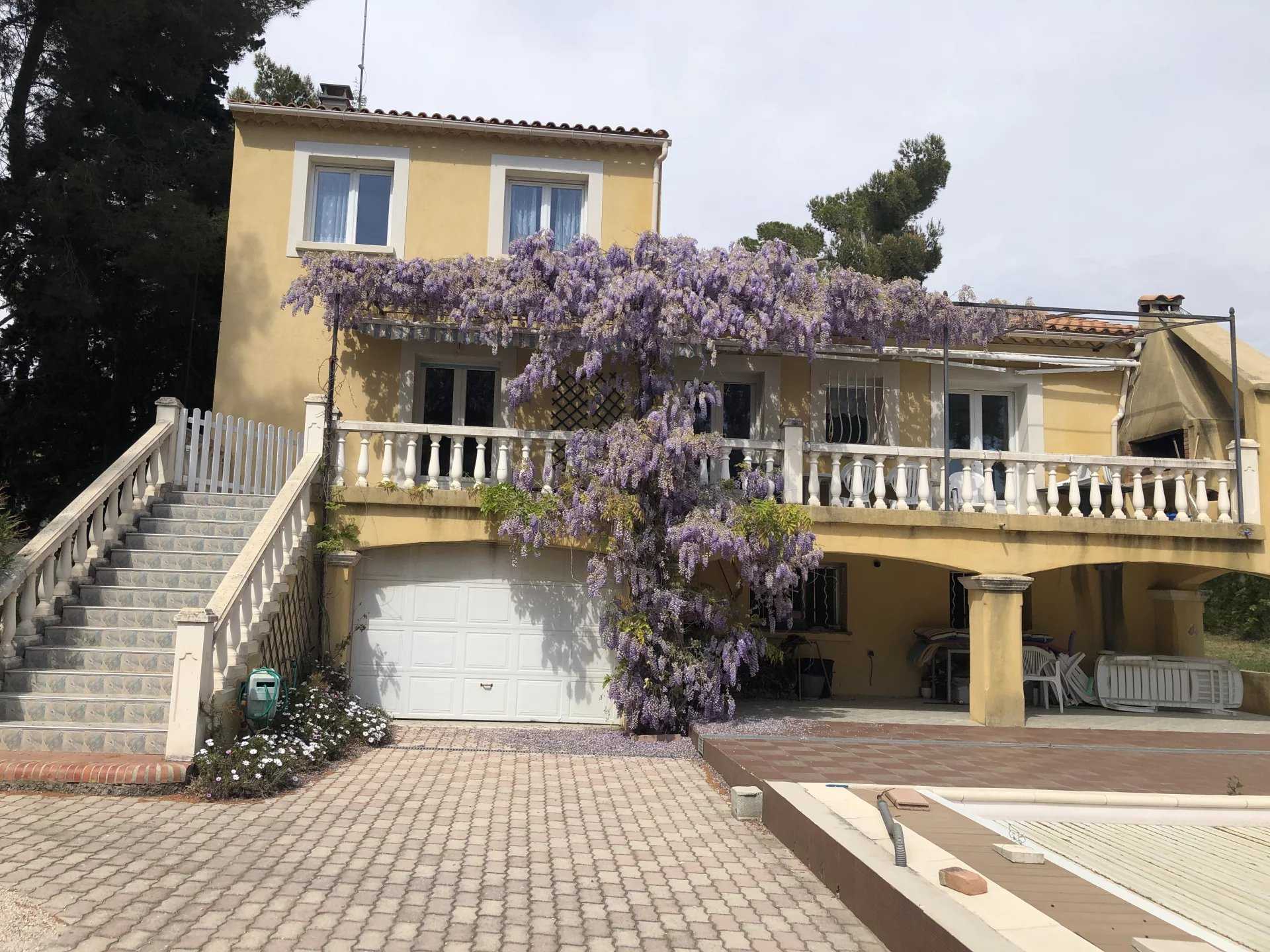 Rumah di Bawa-le-Rouet, Provence-Alpes-Cote d'Azur 11173289