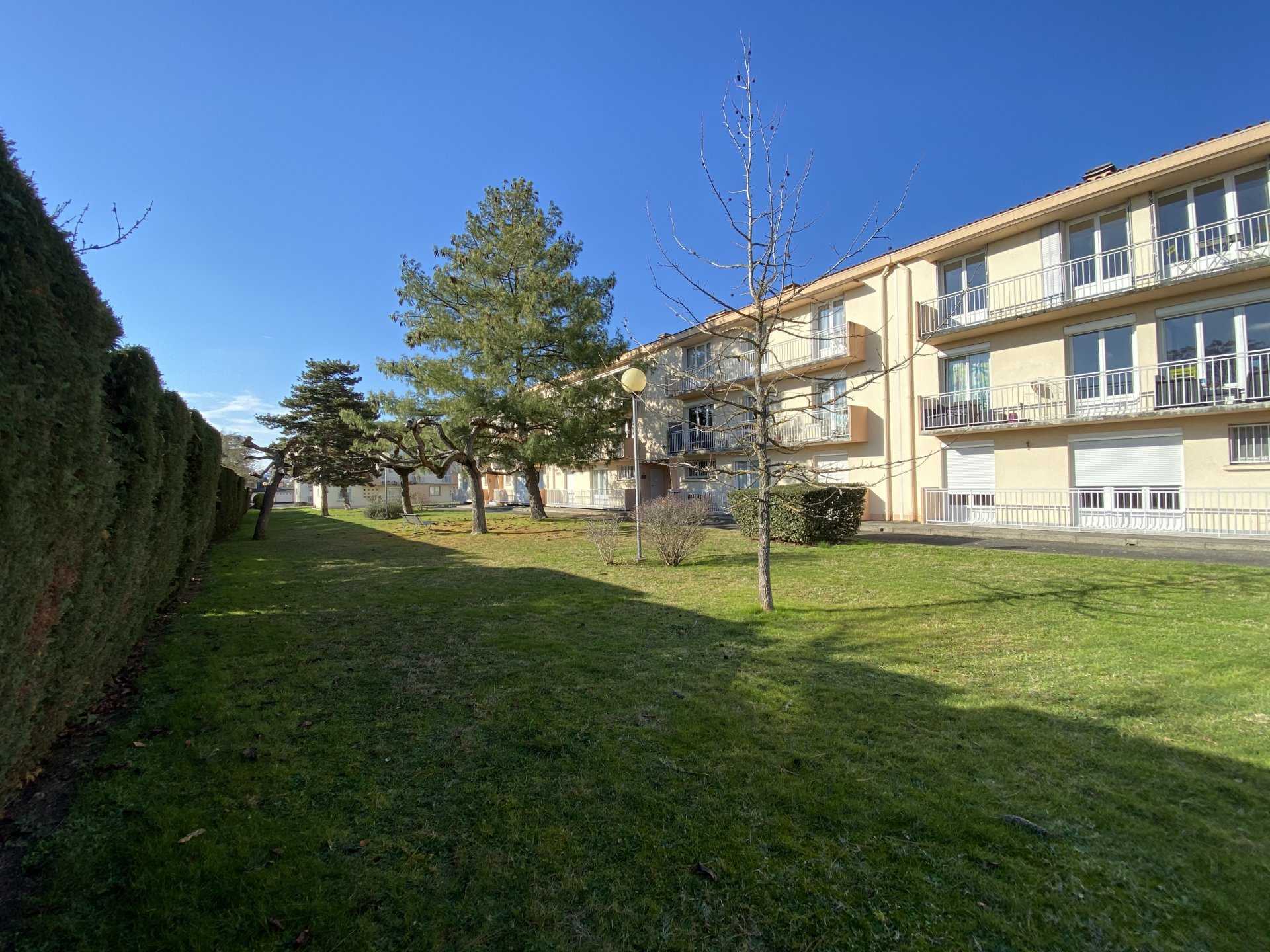 Condominium in Balma, Occitanie 11173300