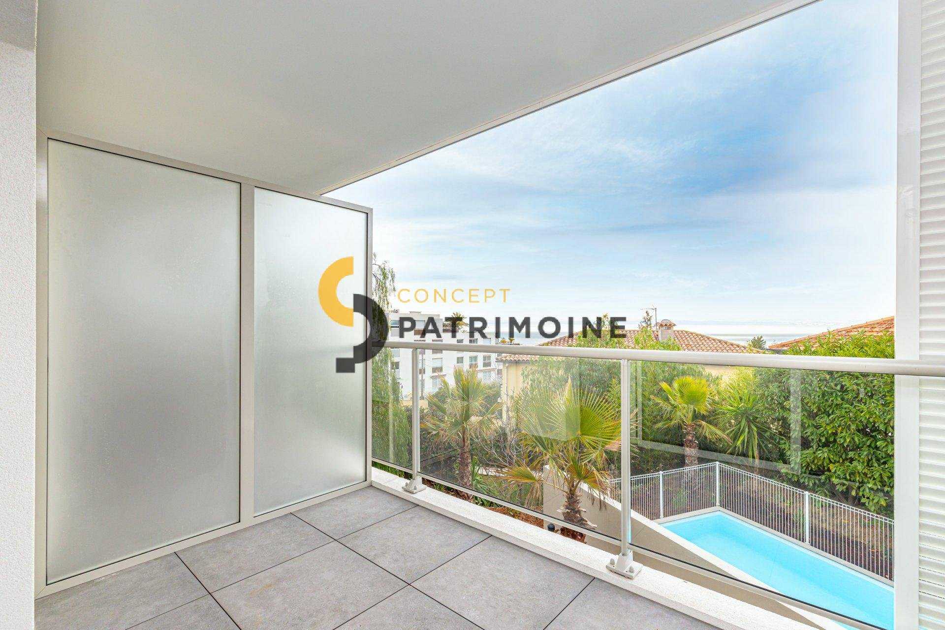 Condominium in Sainte-Helene, Provence-Alpes-Cote d'Azur 11173309