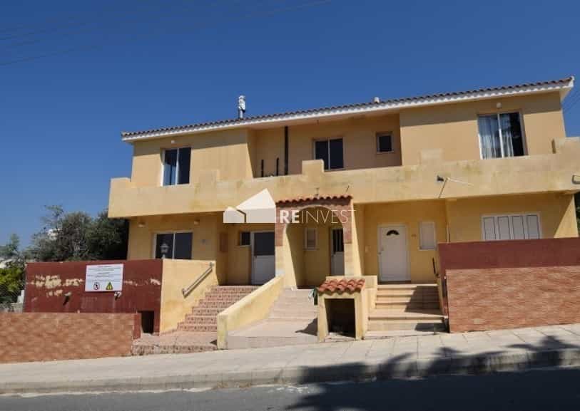 Condominium in Tala, Pafos 11173427