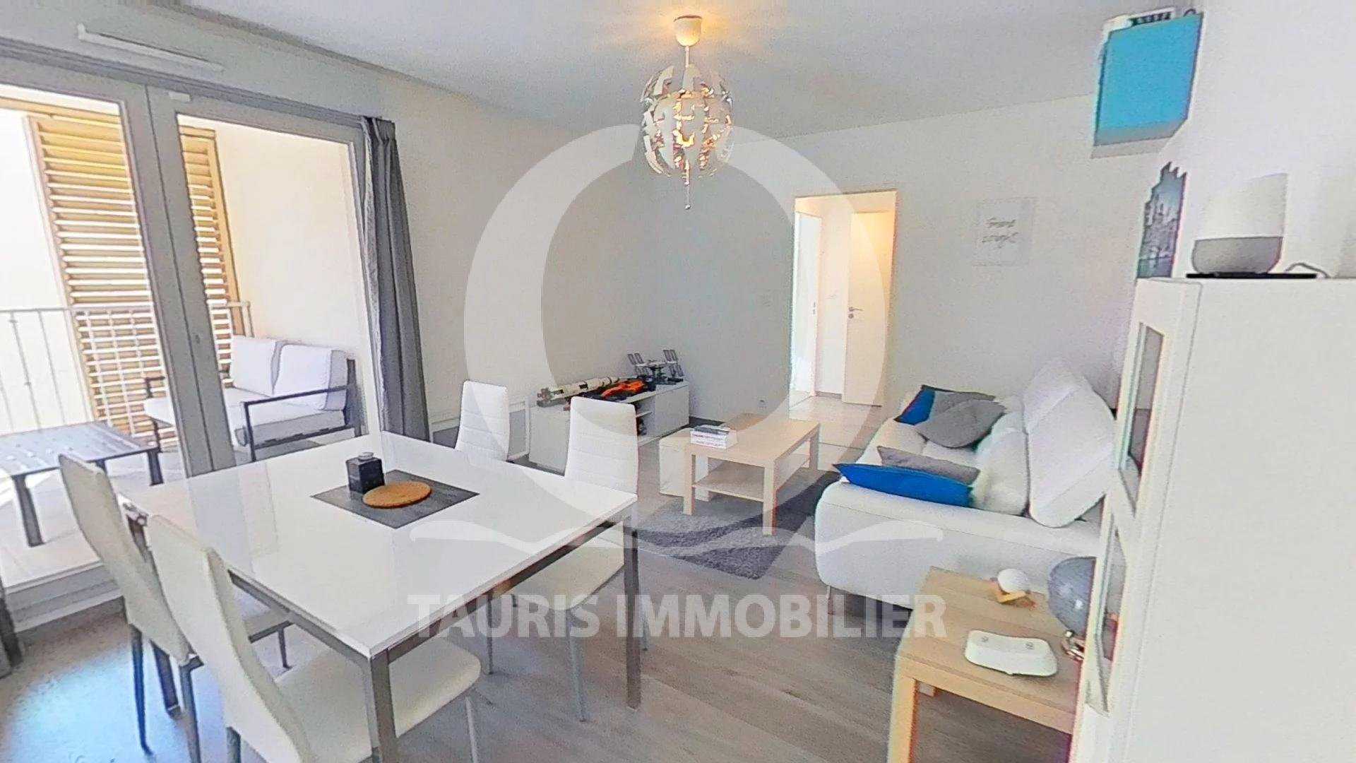 公寓 在 Marseille 10ème, Bouches-du-Rhône 11173708