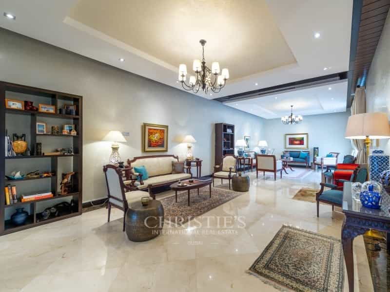 Rumah di Warisan, Dubai 11173935