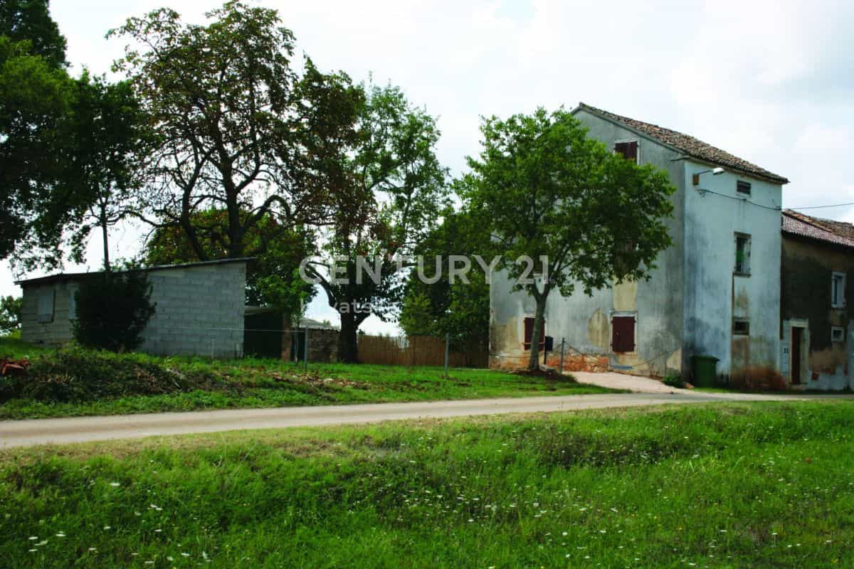 σπίτι σε Višnjan, Istria County 11173983