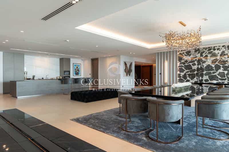 House in Dubai, Dubai 11174061