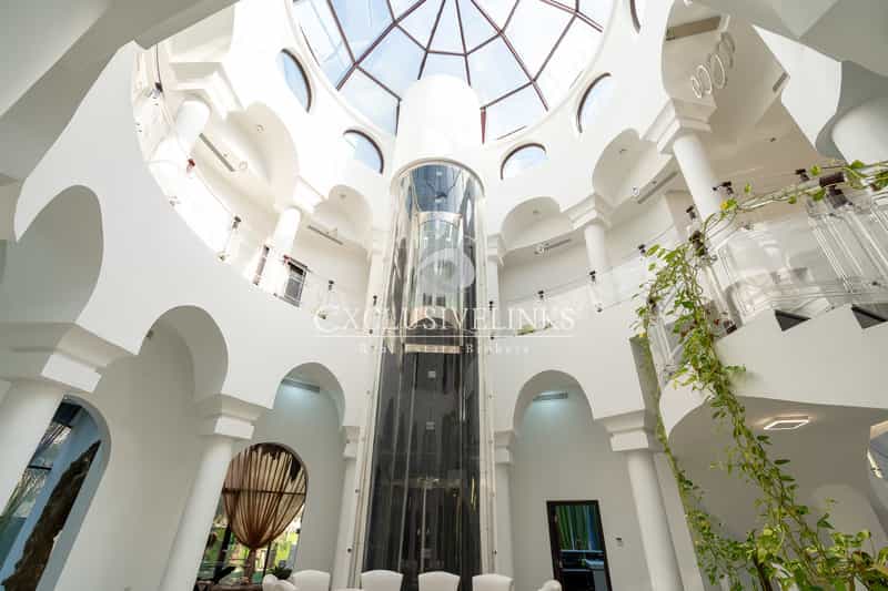 House in Dubai, Dubayy 11174067