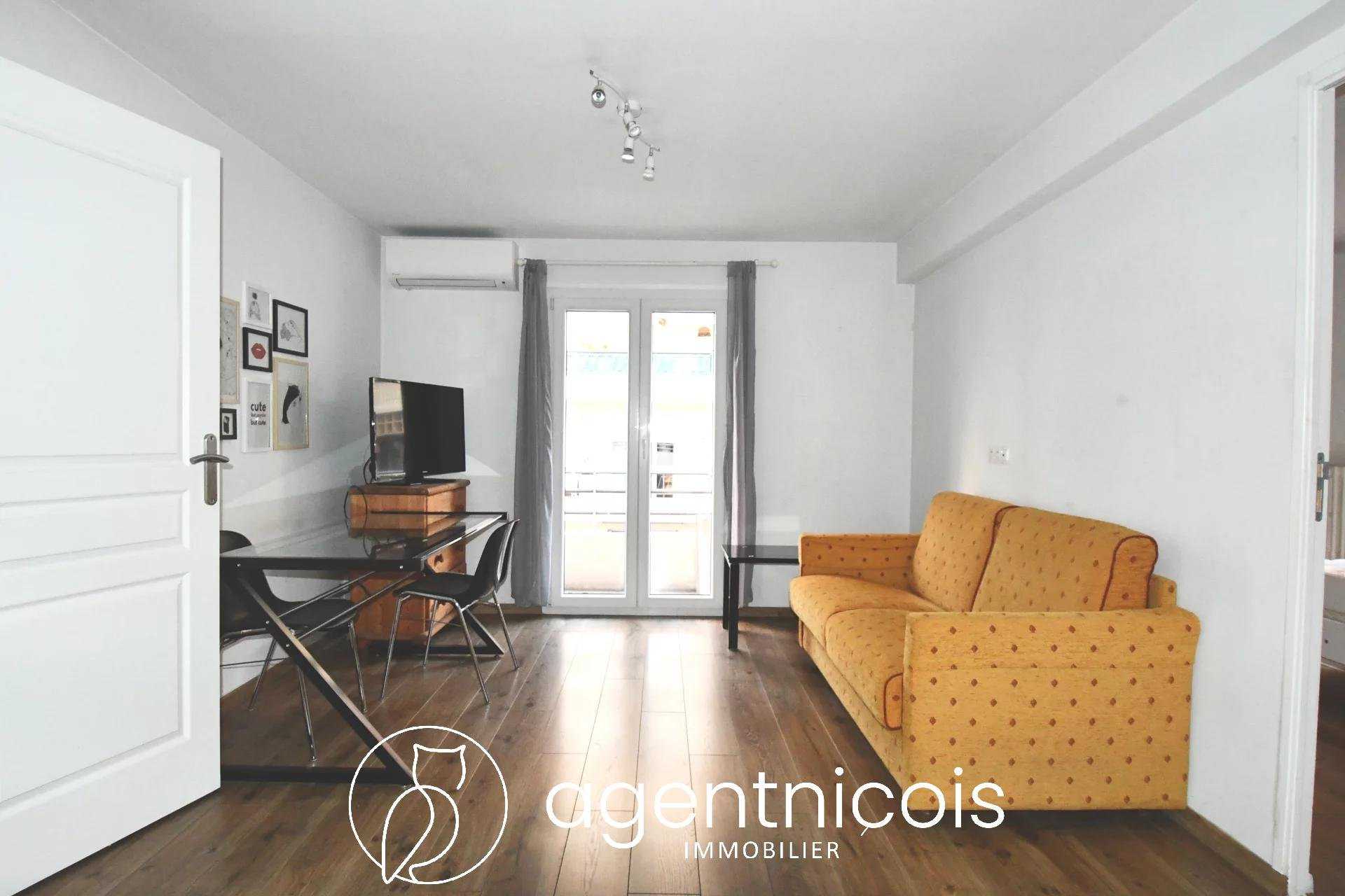 Residential in Nice, Alpes-Maritimes 11174189
