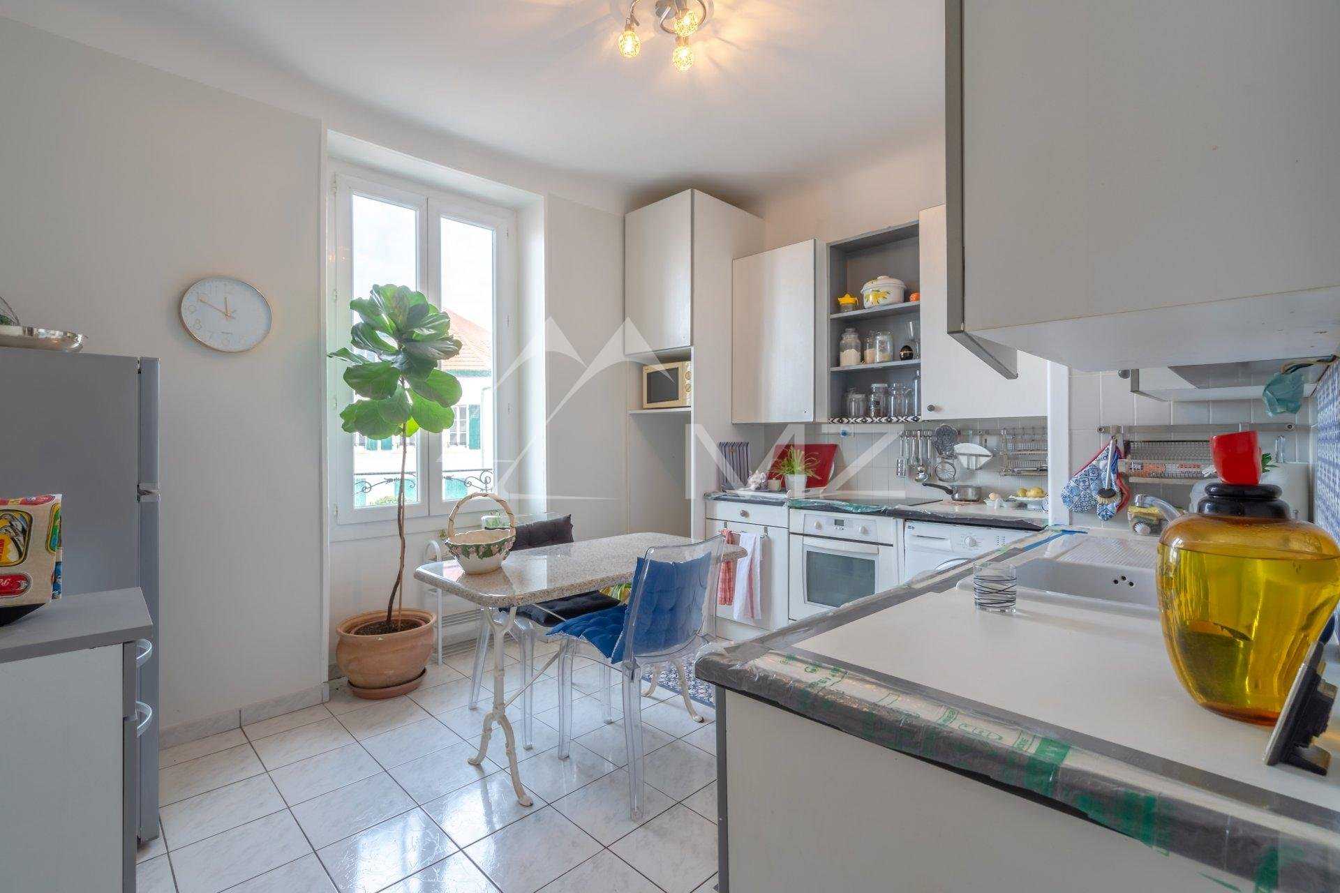 Condominium in Biarritz, Pyrénées-Atlantiques 11174220