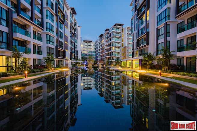 Condominium in Sakhu, Phuket 11174422
