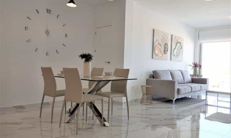 Eigentumswohnung im Alicante, Valencia 11175250