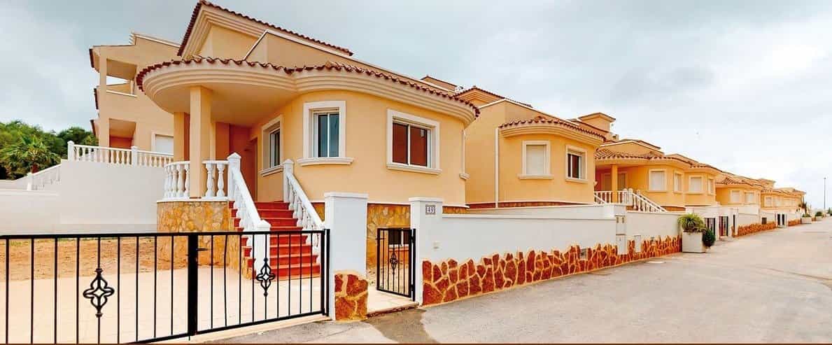 House in San Miguel de Salinas, Valencia 11175374
