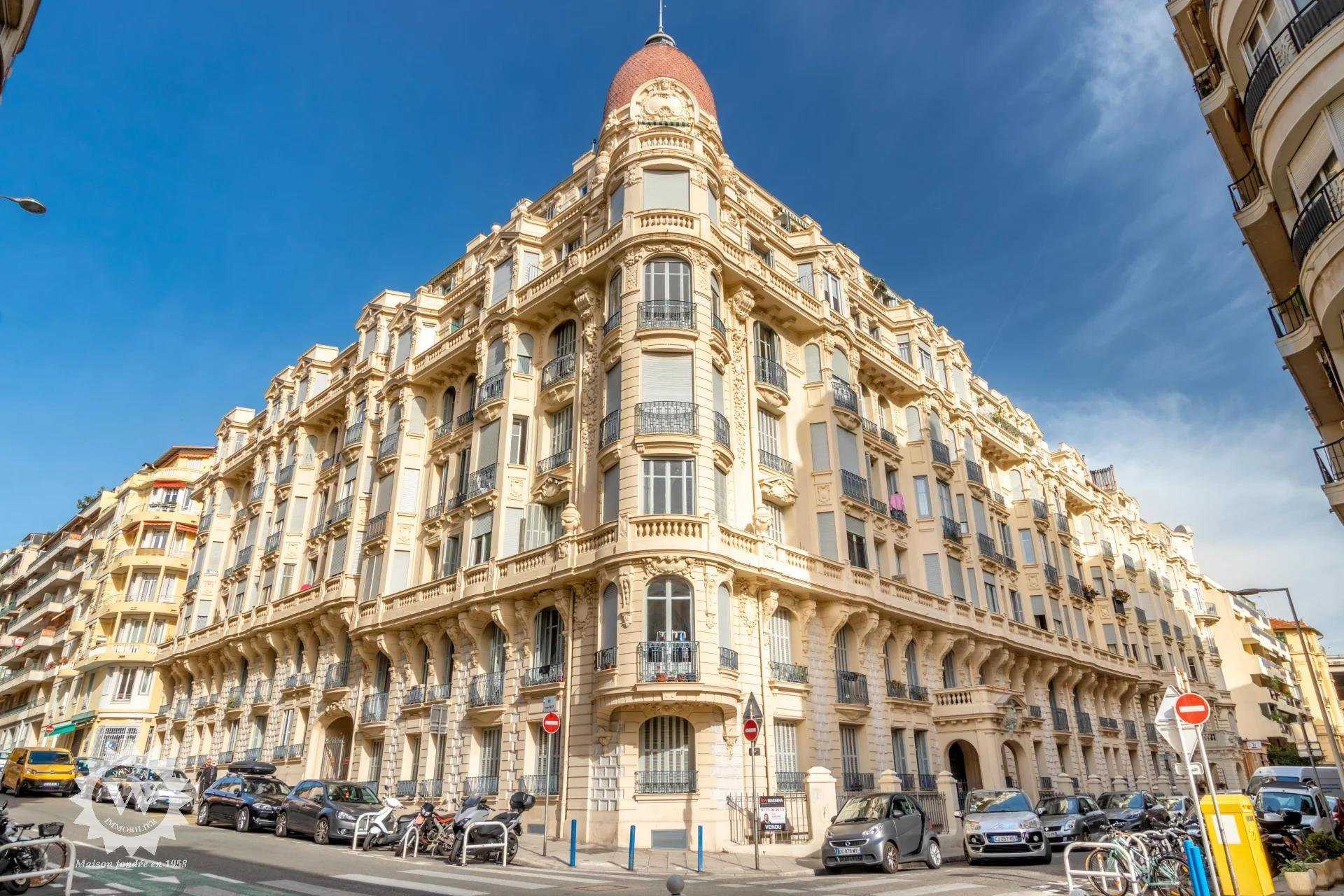 Condominium dans Nice, Alpes-Maritimes 11175458