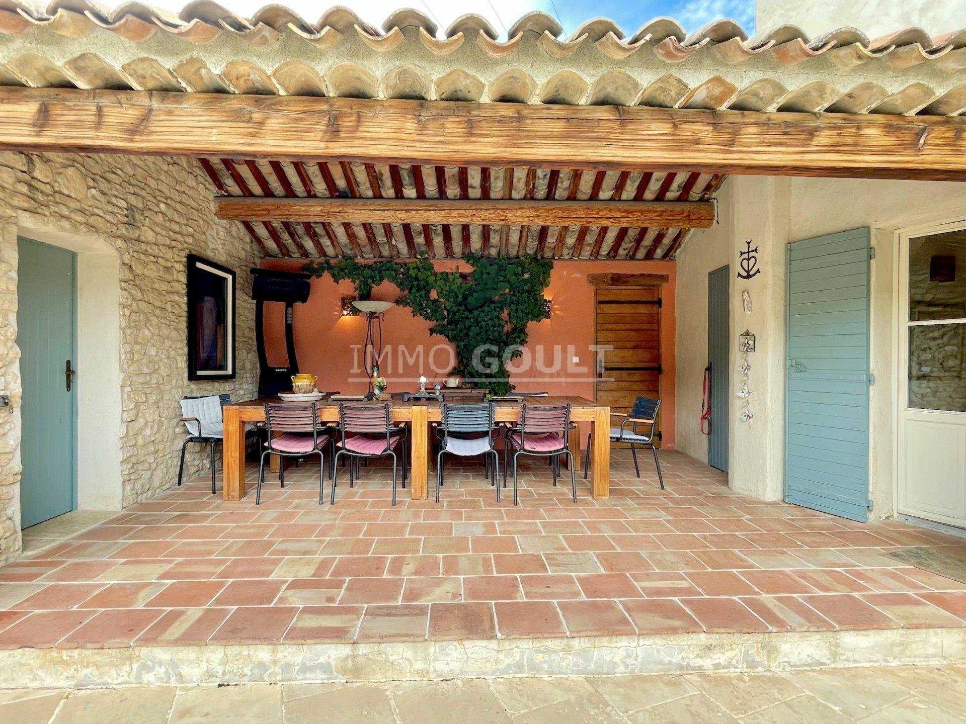 House in Lacoste, Vaucluse 11175468