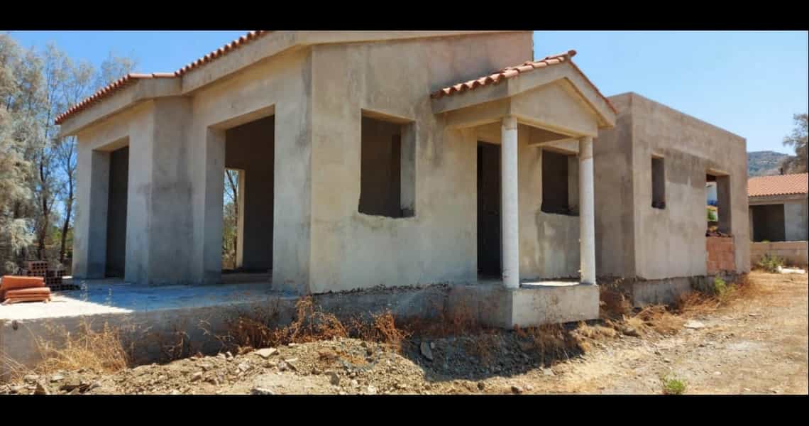 بيت في Pomos, Paphos 11175588
