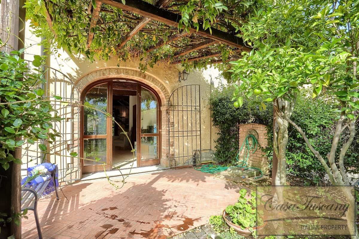 rumah dalam Castagneto Carducci, Tuscany 11176373