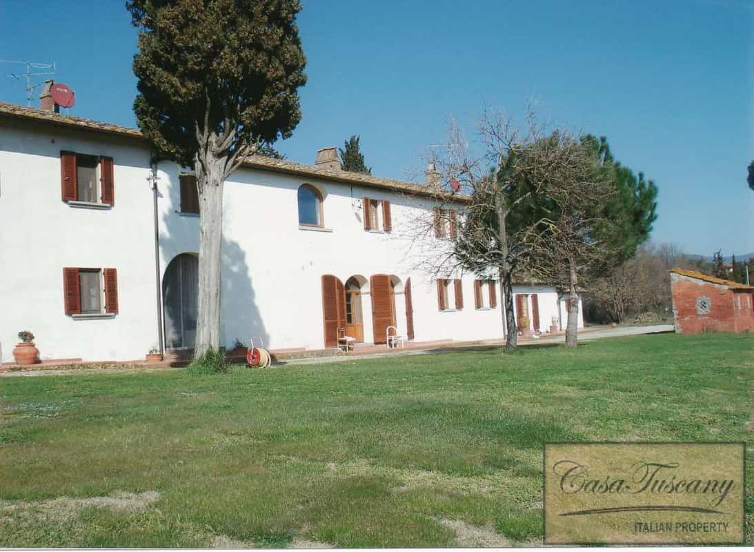 σπίτι σε Civitella in Val di Chiana, Tuscany 11176375