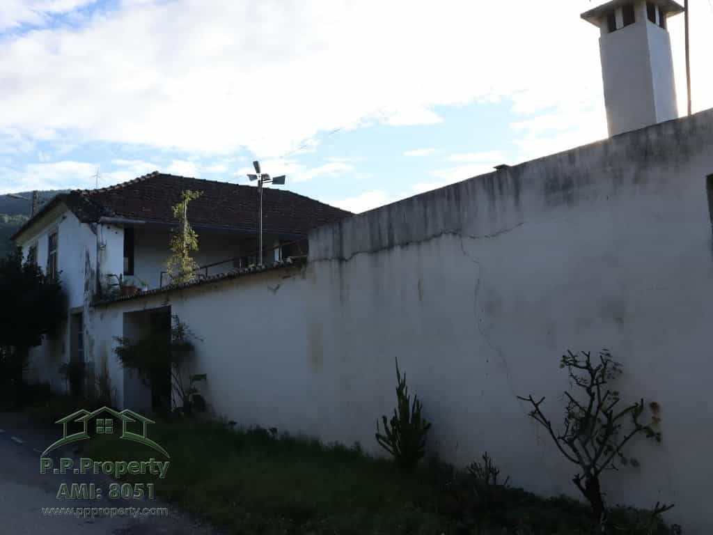 Talo sisään Lousã, Coimbra District 11176536