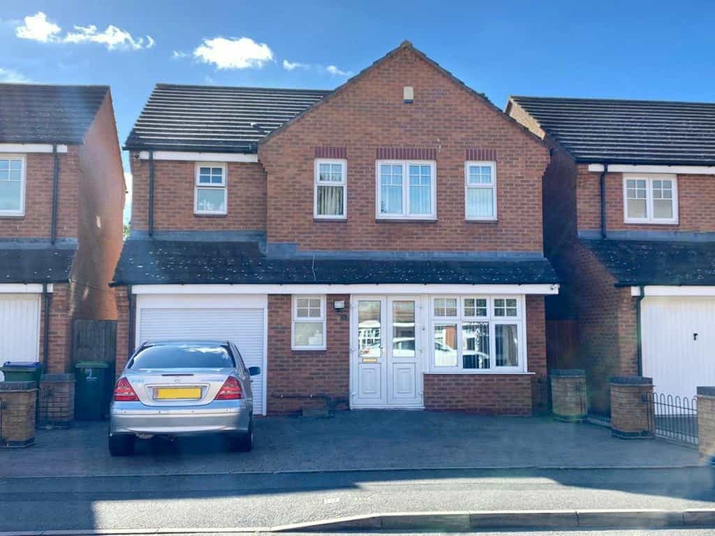 House in Tipton, Dudley 11176738