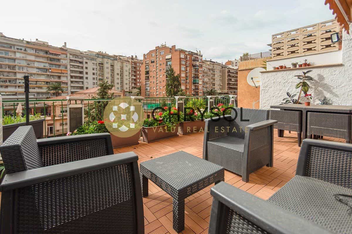 Condominium in Barcelona, Catalunya 11176965