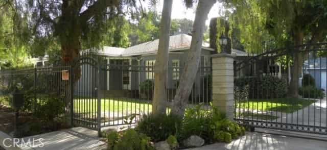 rumah dalam Bukit Bayangan, California 11177095