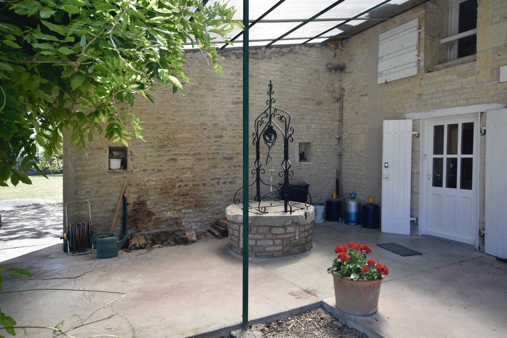 Huis in Loubille, Nouvelle-Aquitaine 11177135