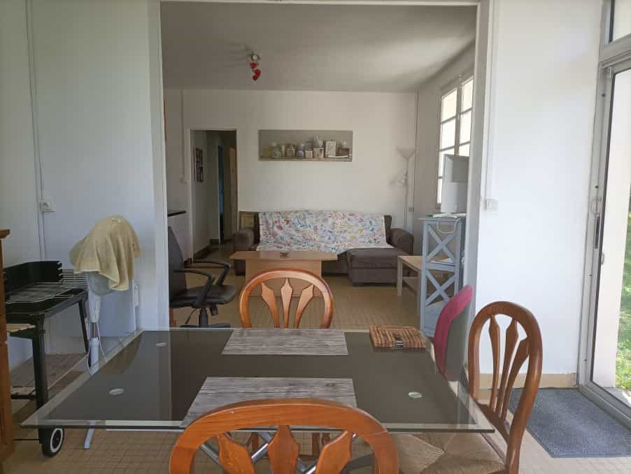 casa no Monmadalès, Nouvelle-Aquitaine 11177141