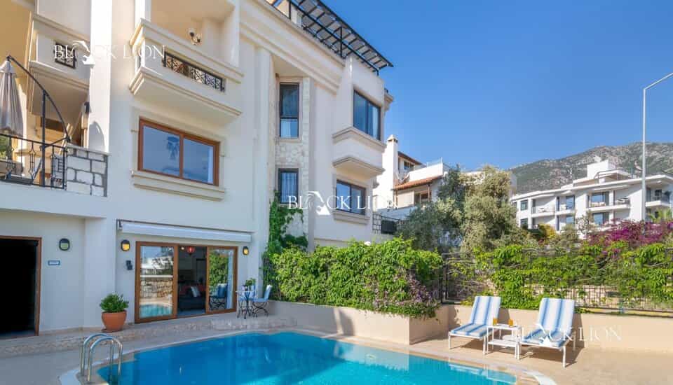 Condominium in , Antalya 11177591