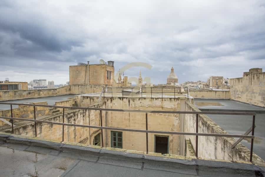 Condominium in Valletta,  11177643